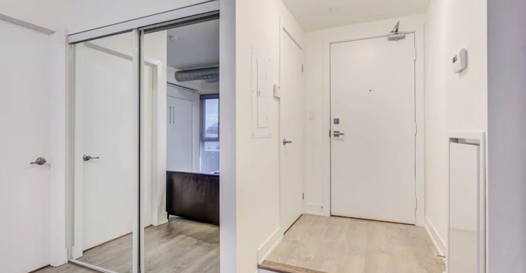 202-75 The Donway N/A W, Toronto, ON, M3C 2E9 - 3