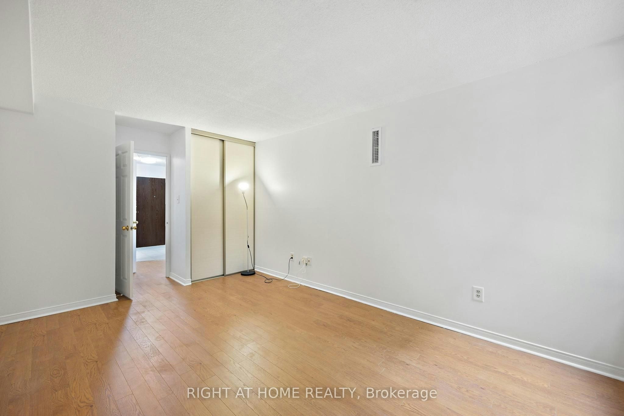 206A-280 Simcoe Street, Toronto, ON, M5T 2Y5 - 23