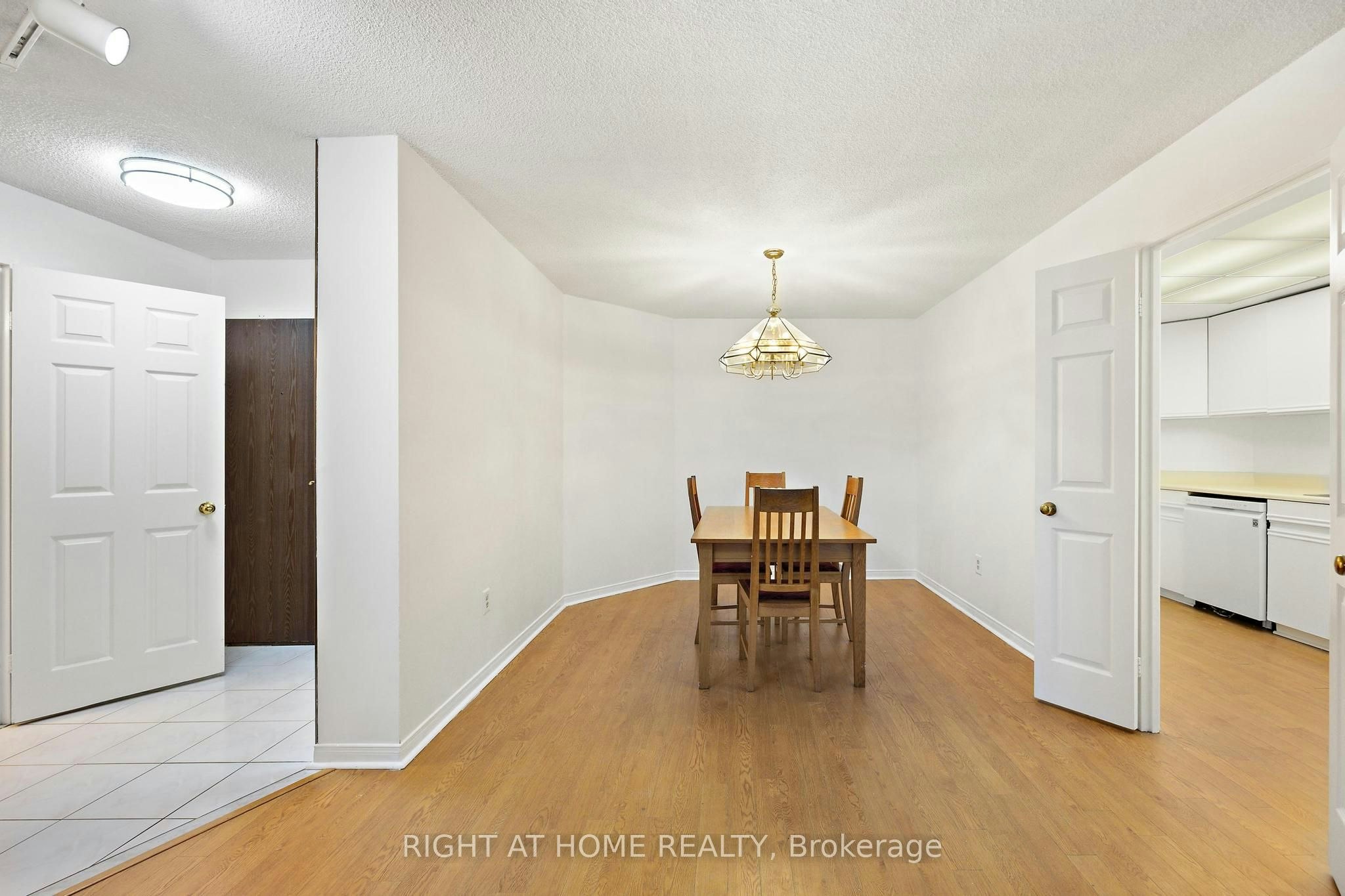206A-280 Simcoe Street, Toronto, ON, M5T 2Y5 - 17