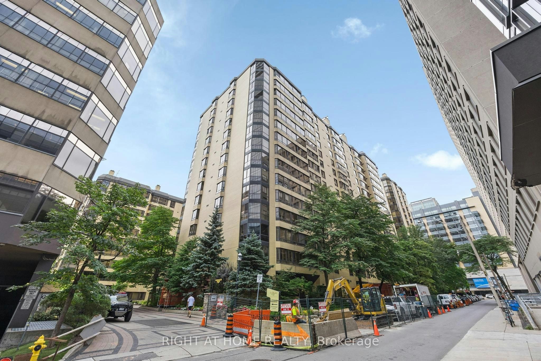 206A-280 Simcoe Street, Toronto, ON, M5T 2Y5 - 3