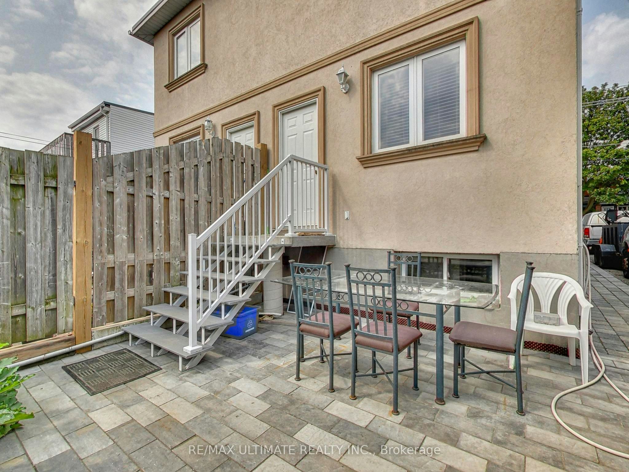Upper-19 Glenora Avenue, Toronto, ON, M6C 3Y2 - 26
