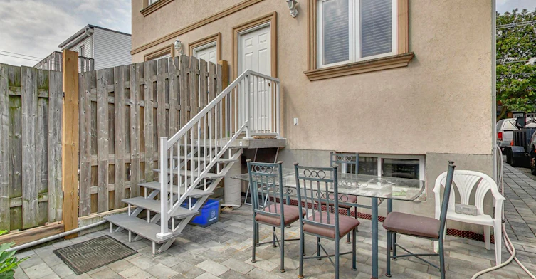 Upper-19 Glenora Avenue, Toronto, ON, M6C 3Y2 - 26