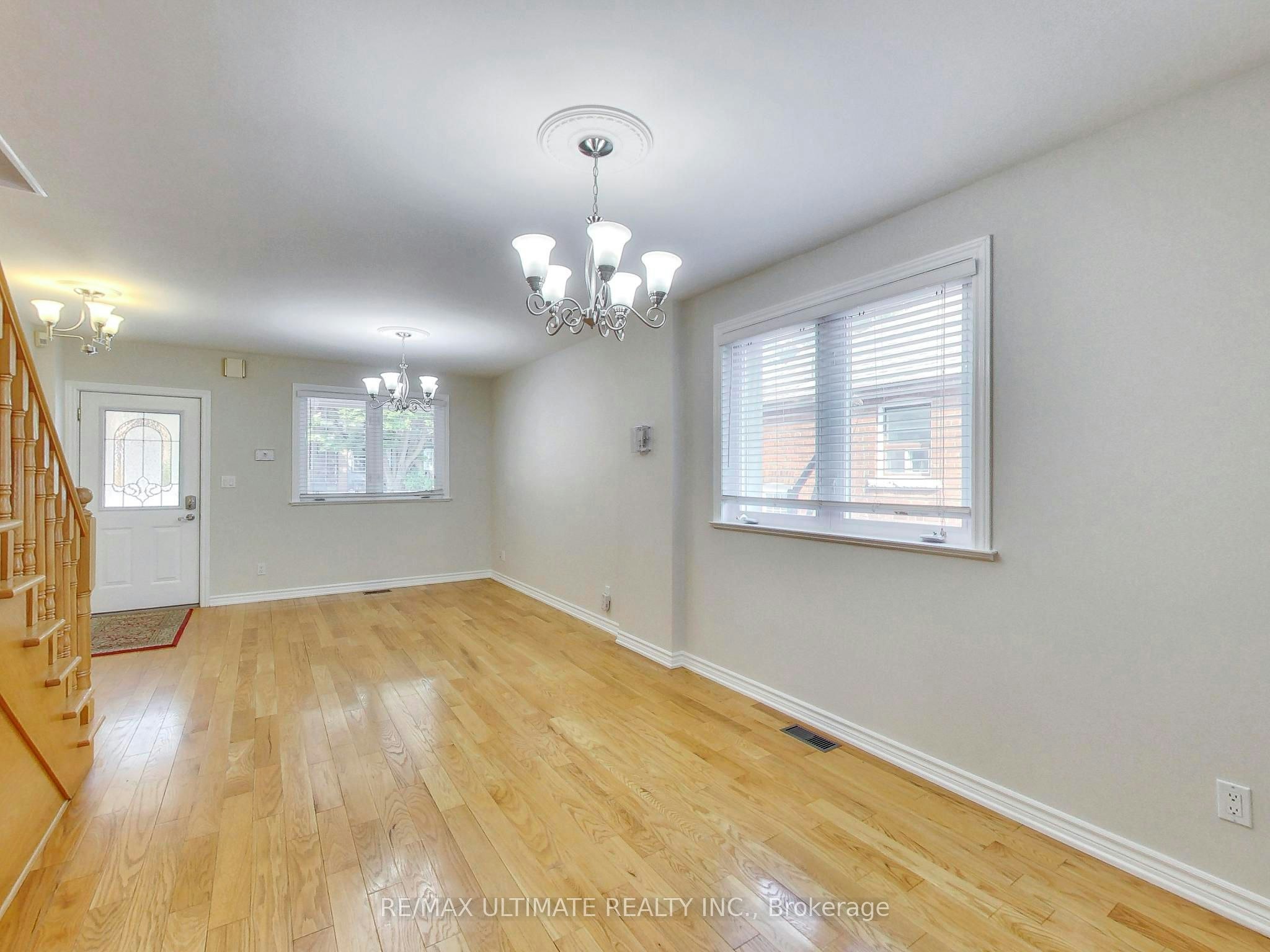 Upper-19 Glenora Avenue, Toronto, ON, M6C 3Y2 - 10