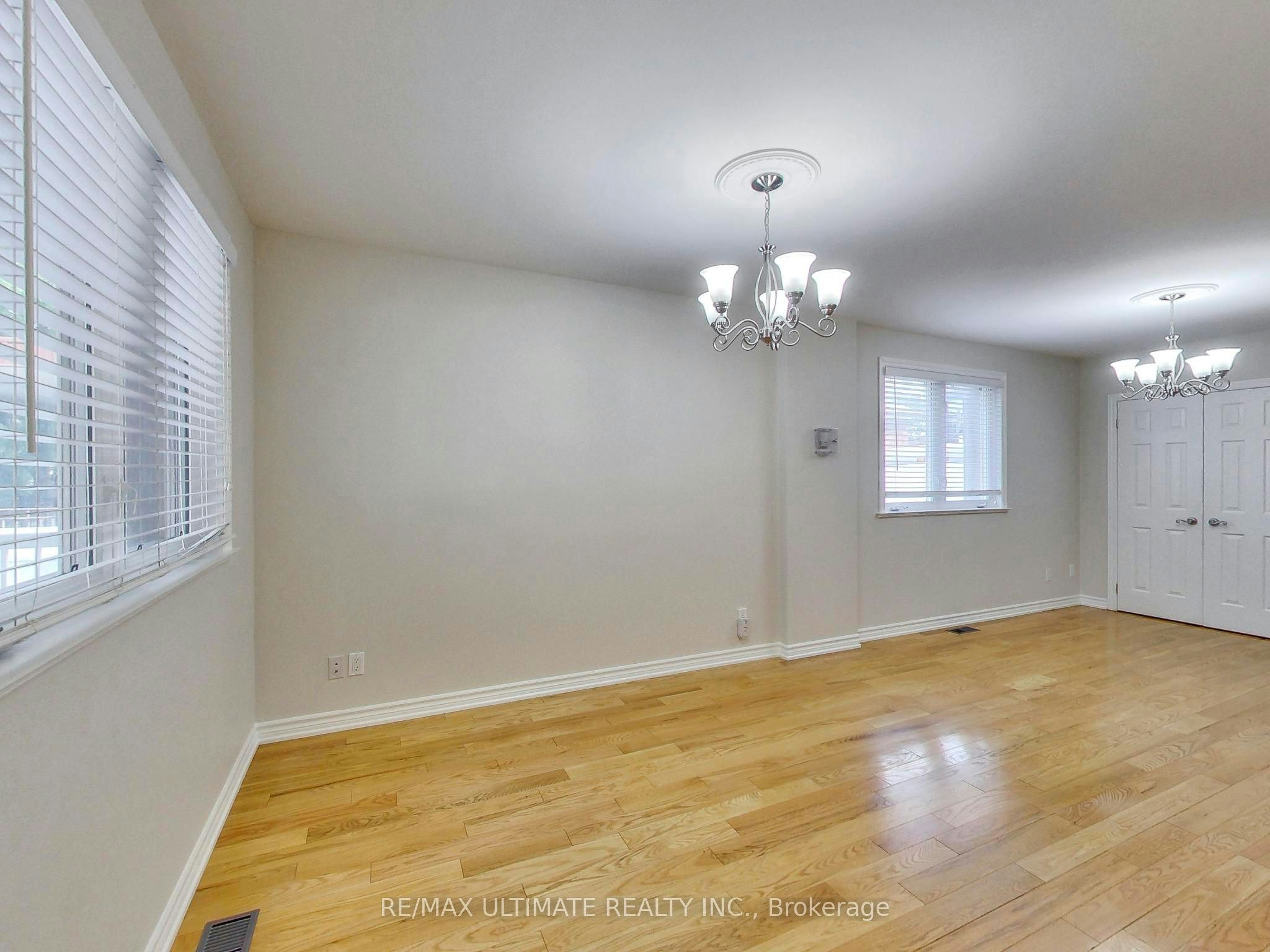 Upper-19 Glenora Avenue, Toronto, ON, M6C 3Y2 - 6