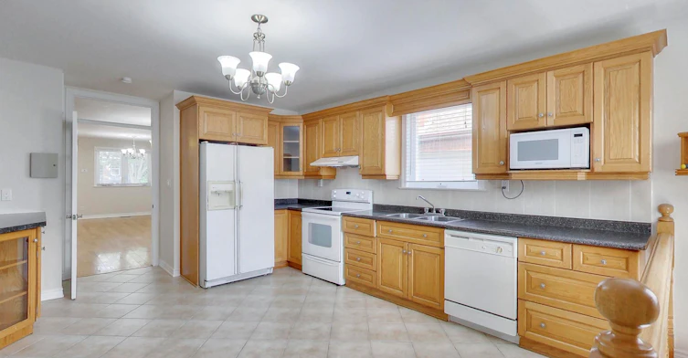 Upper-19 Glenora Avenue, Toronto, ON, M6C 3Y2 - 11