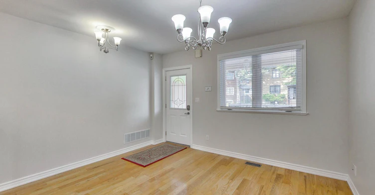 Upper-19 Glenora Avenue, Toronto, ON, M6C 3Y2 - 7