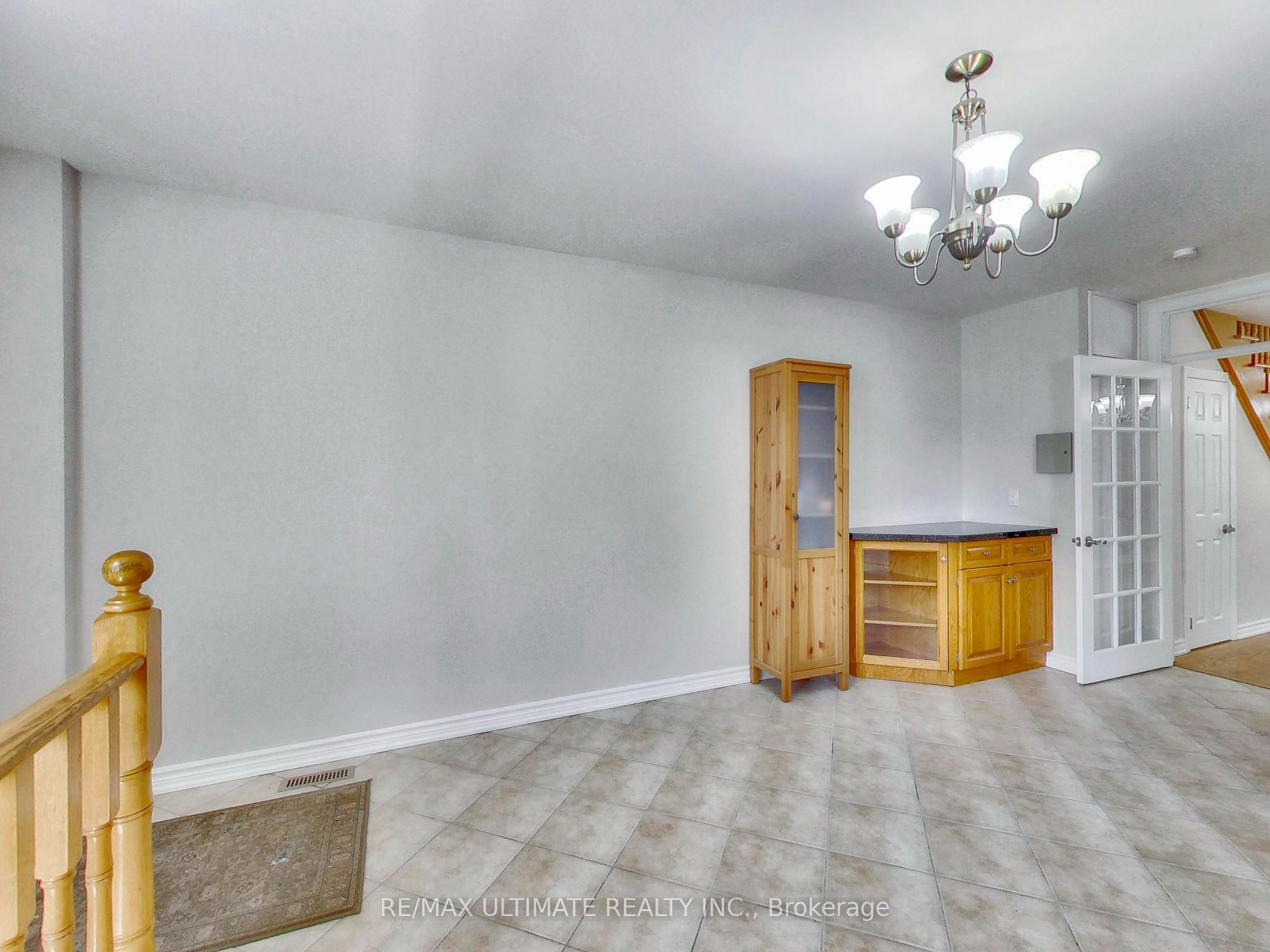 Upper-19 Glenora Avenue, Toronto, ON, M6C 3Y2 - 14