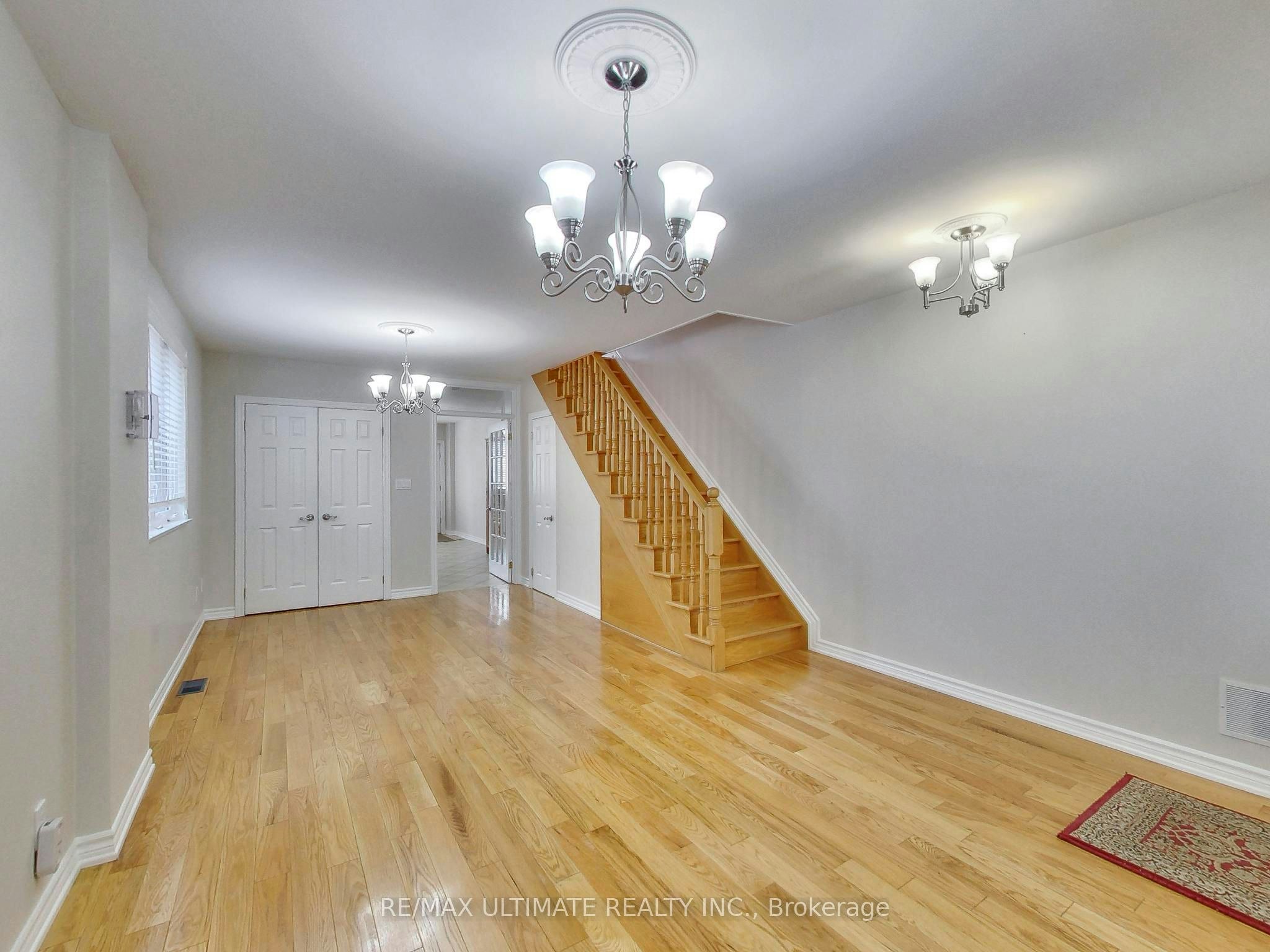 Upper-19 Glenora Avenue, Toronto, ON, M6C 3Y2 - 5
