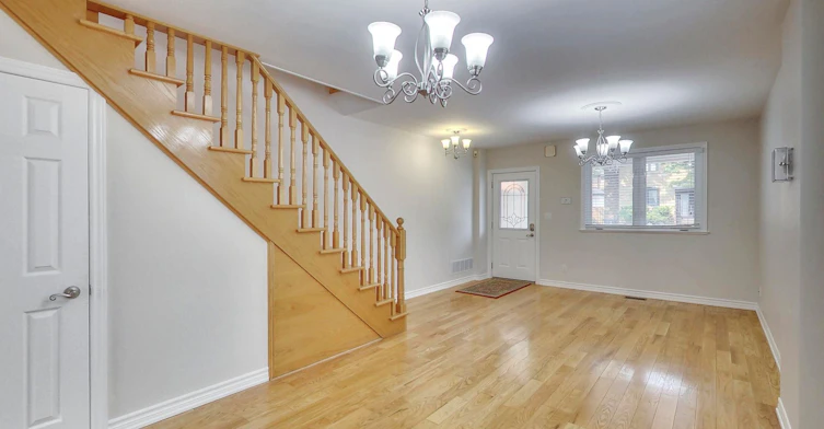 Upper-19 Glenora Avenue, Toronto, ON, M6C 3Y2 - 4