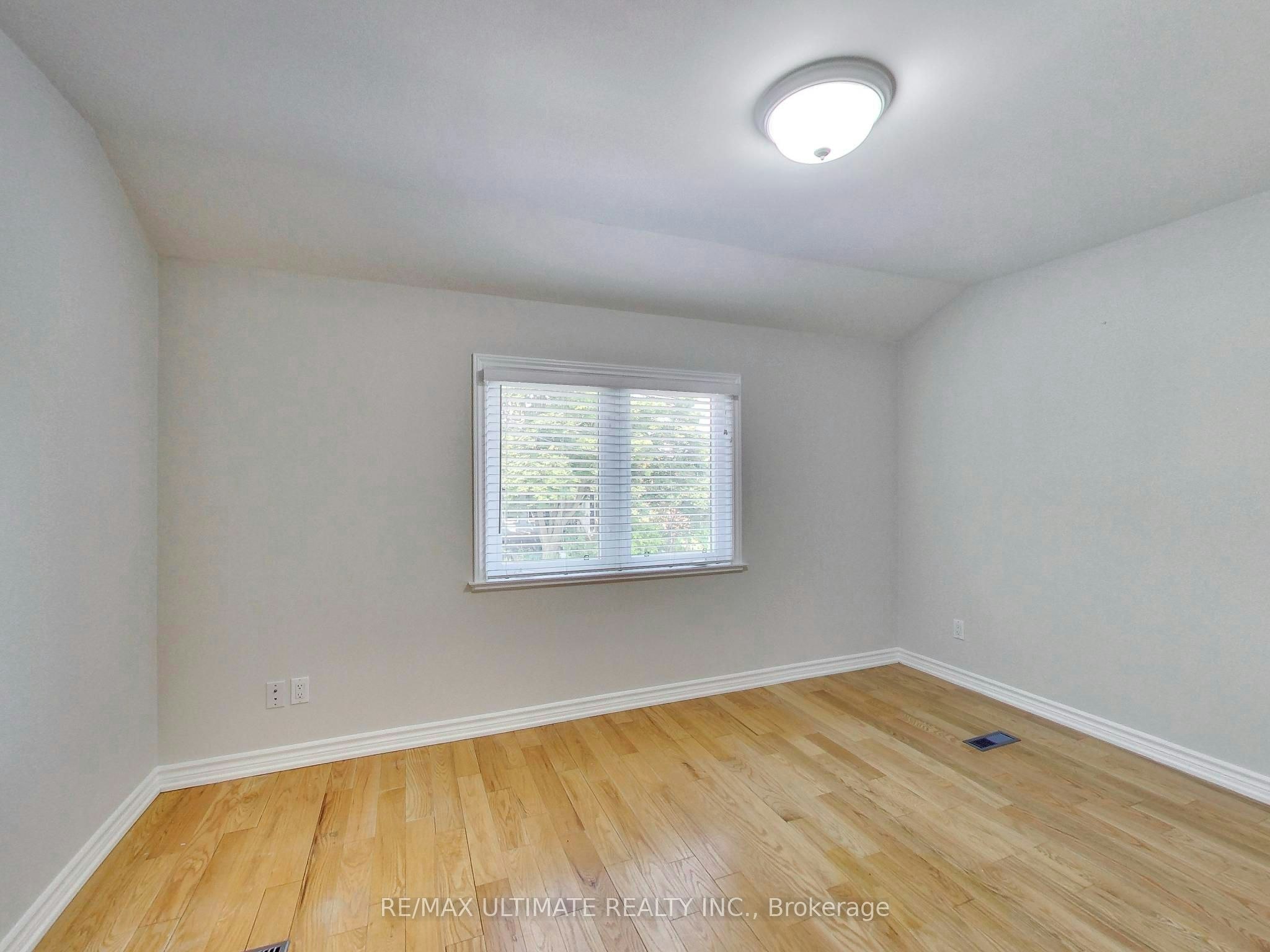 Upper-19 Glenora Avenue, Toronto, ON, M6C 3Y2 - 20