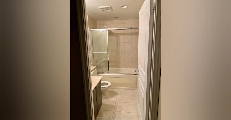 909-12 York Street, Toronto, ON, M5J 0A9 - 8