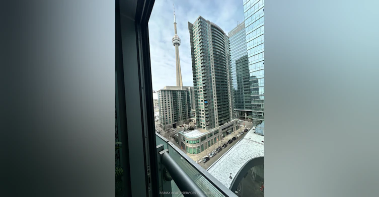 909-12 York Street, Toronto, ON, M5J 0A9
