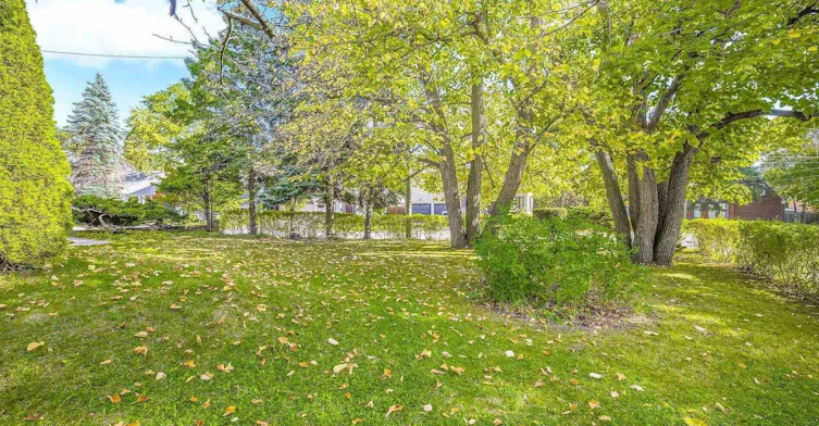 18 Irvington Crescent, Toronto, ON, M2N 2Z1 - 20