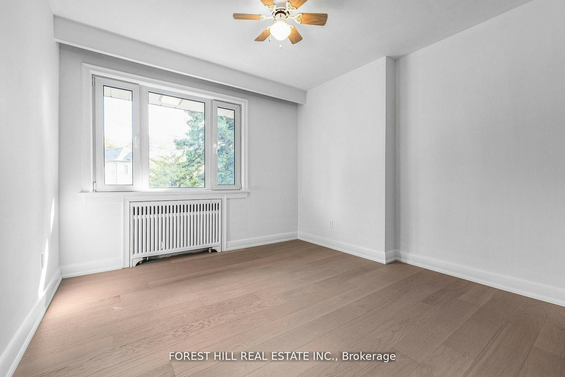 18 Irvington Crescent, Toronto, ON, M2N 2Z1 - 10