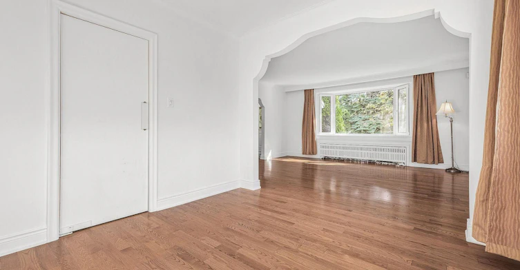 18 Irvington Crescent, Toronto, ON, M2N 2Z1 - 4