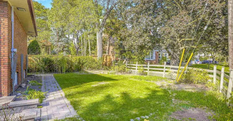 18 Irvington Crescent, Toronto, ON, M2N 2Z1 - 21