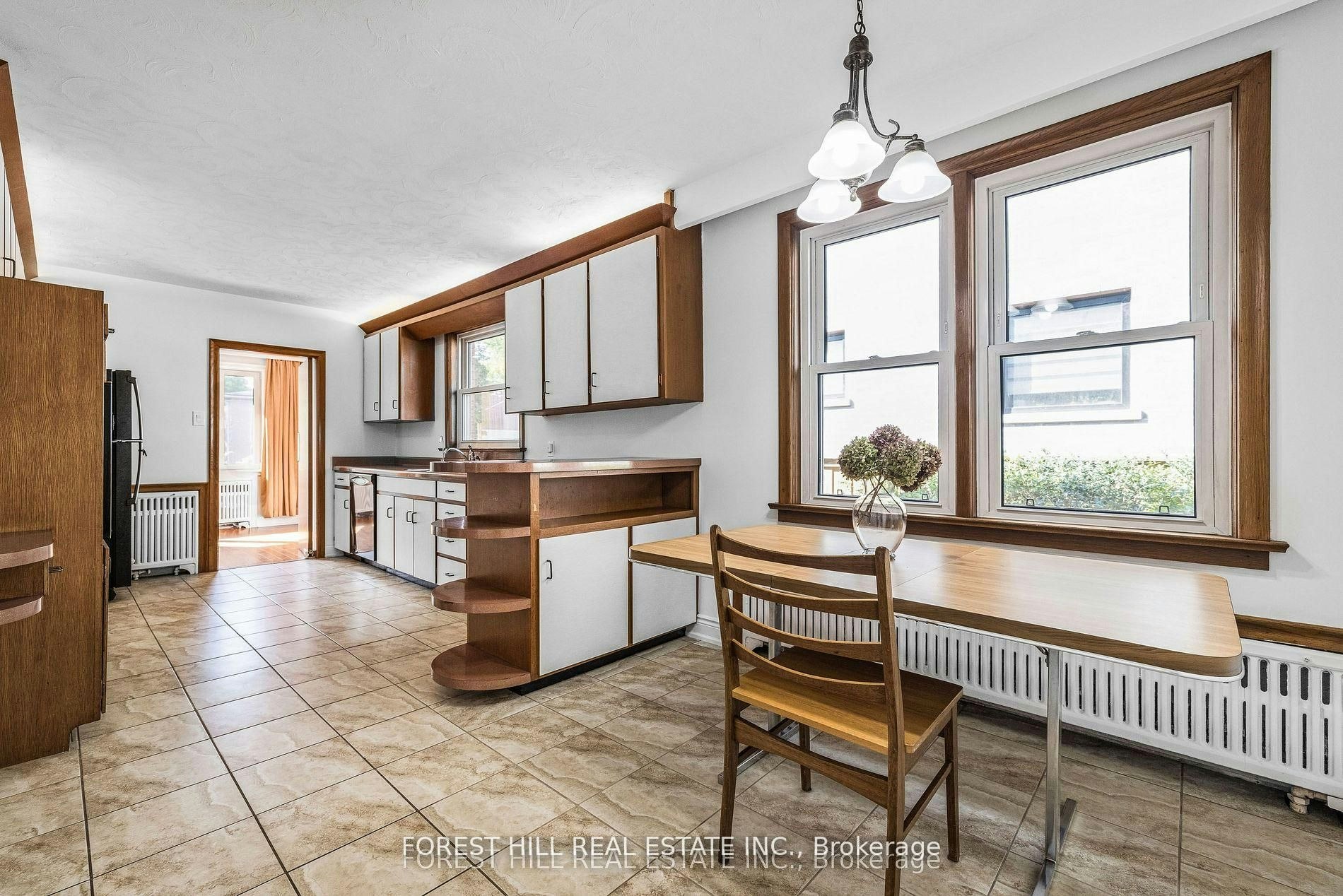 18 Irvington Crescent, Toronto, ON, M2N 2Z1 - 5