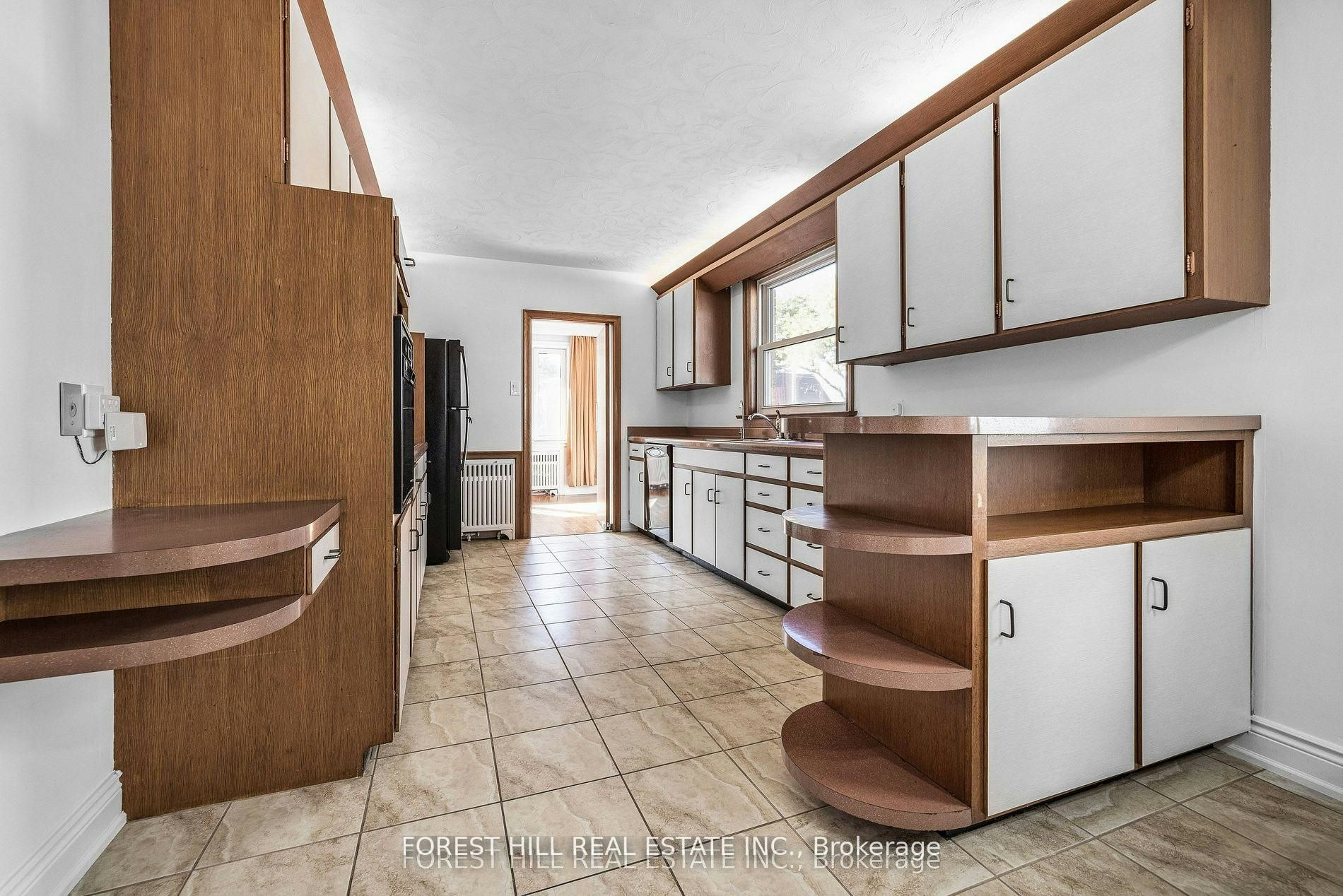 18 Irvington Crescent, Toronto, ON, M2N 2Z1 - 8