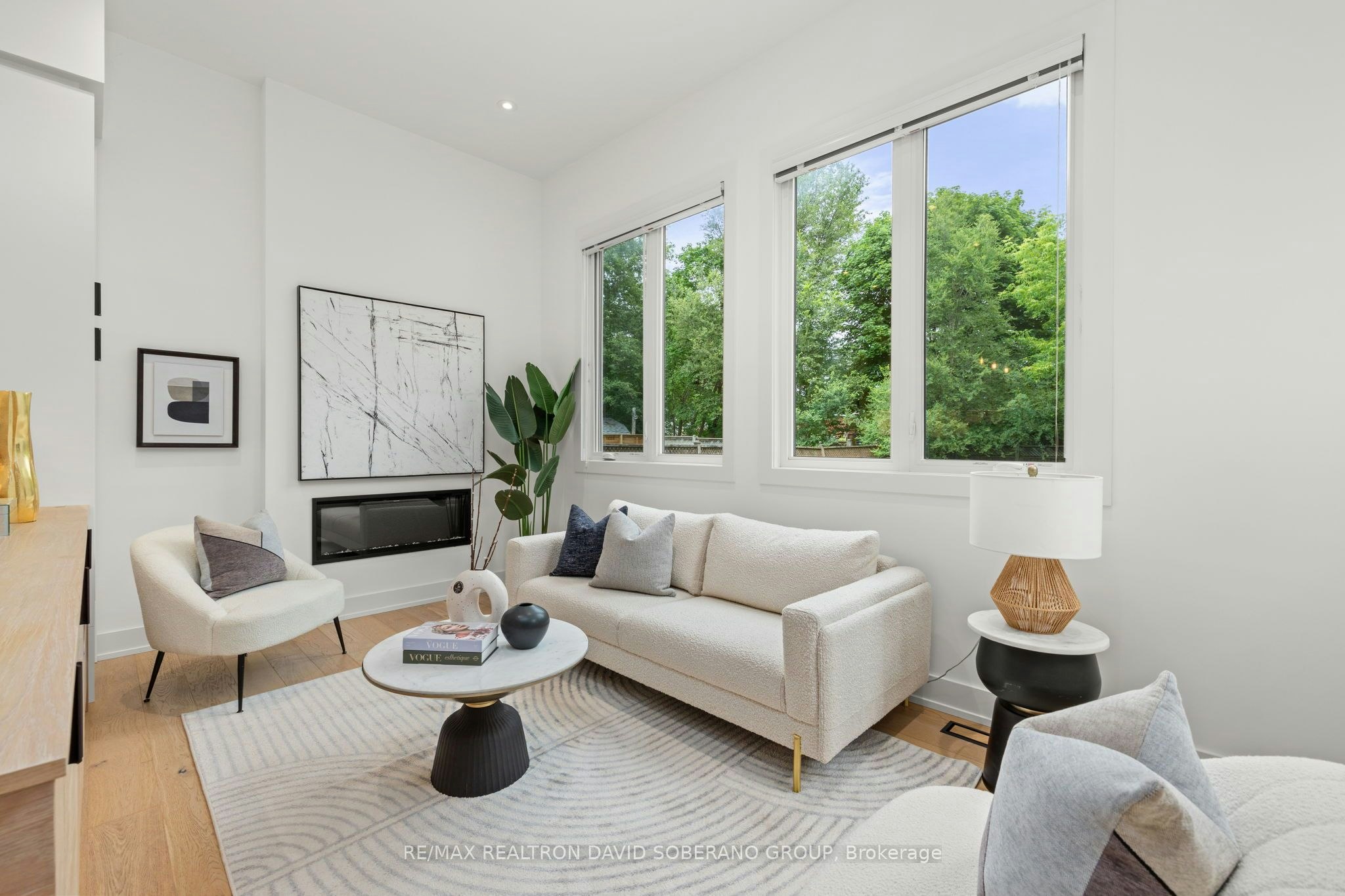 11 Barclay Road, Toronto, ON, M3H 3C8 - 9
