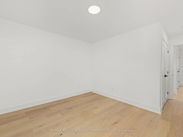 11 Barclay Road, Toronto, ON, M3H 3C8 - 24