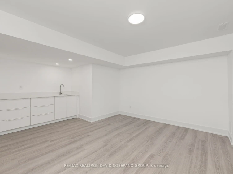 11 Barclay Road, Toronto, ON, M3H 3C8 - 36