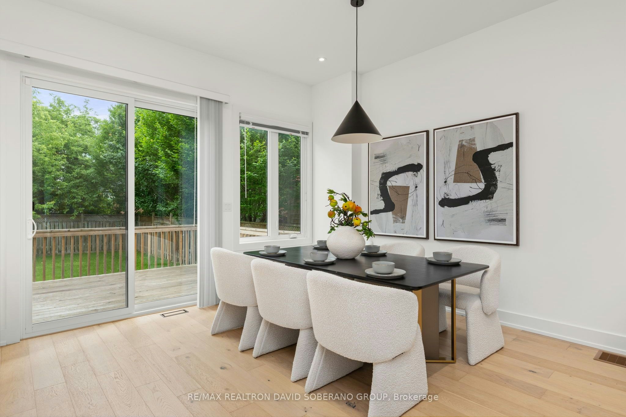 11 Barclay Road, Toronto, ON, M3H 3C8 - 12