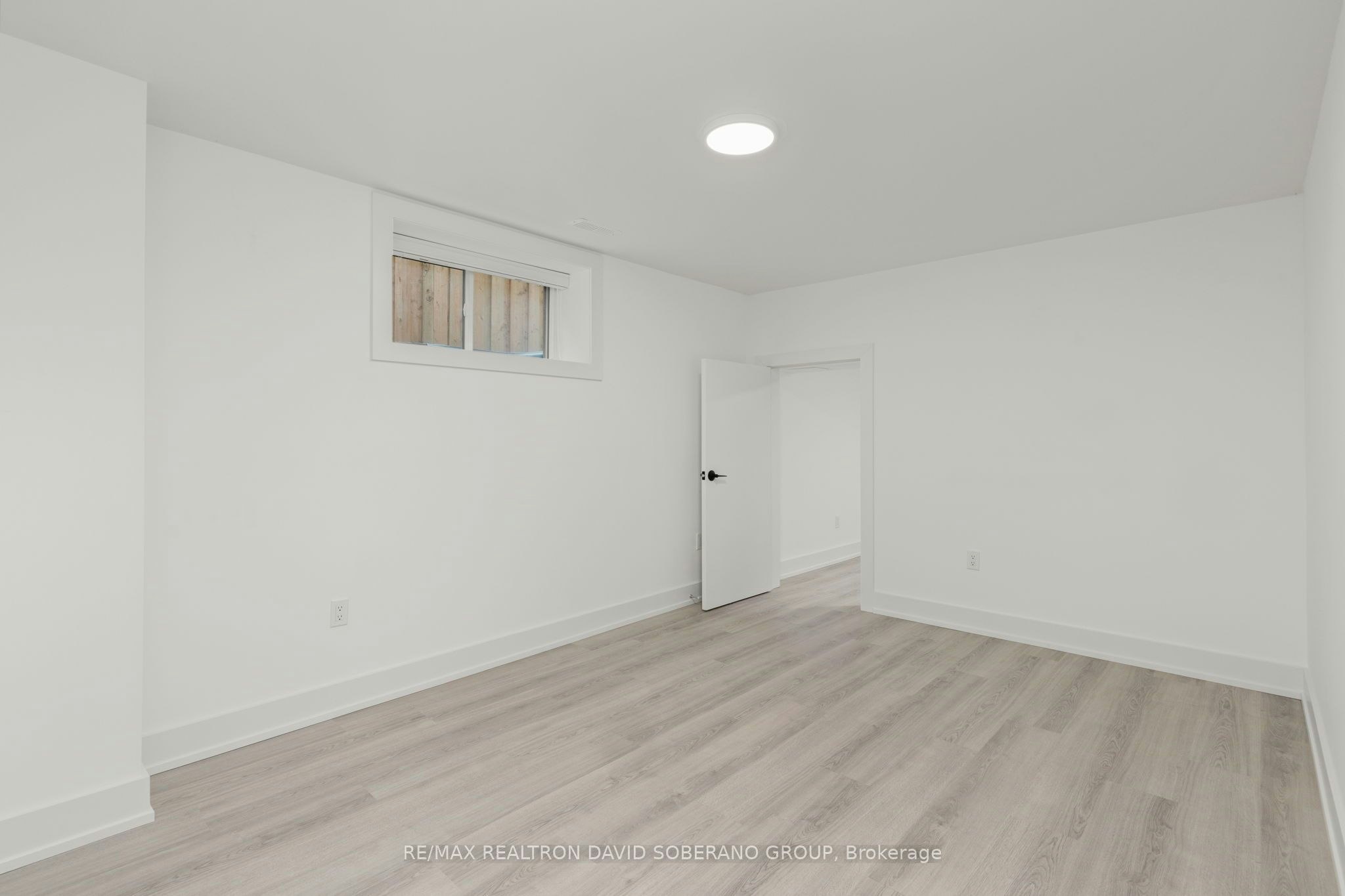 11 Barclay Road, Toronto, ON, M3H 3C8 - 38