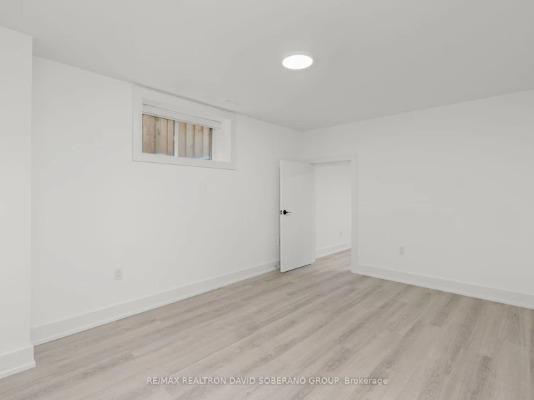 11 Barclay Road, Toronto, ON, M3H 3C8 - 38