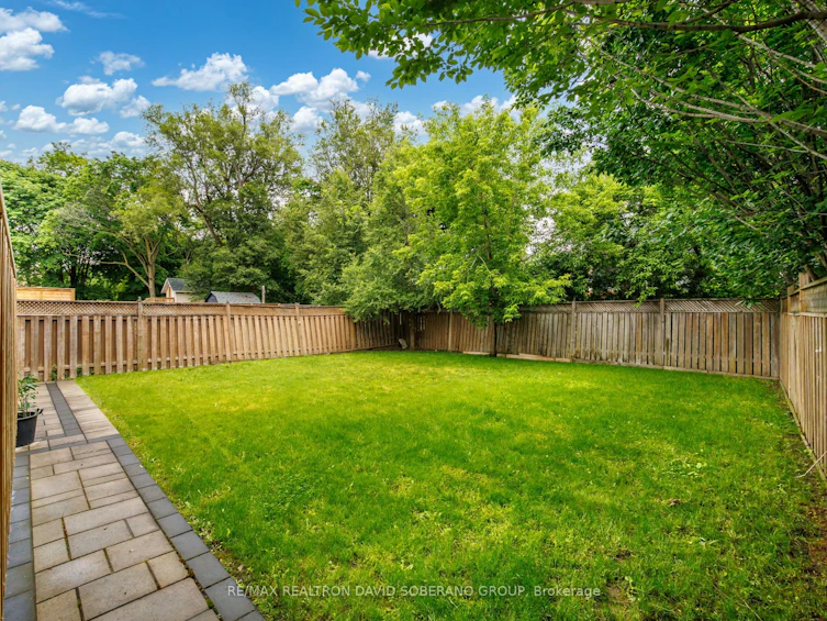 11 Barclay Road, Toronto, ON, M3H 3C8 - 45