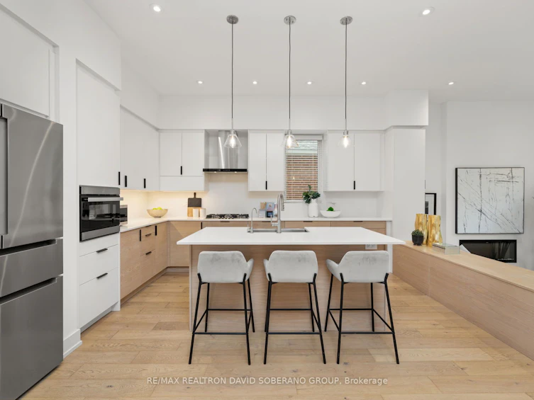 11 Barclay Road, Toronto, ON, M3H 3C8 - 5