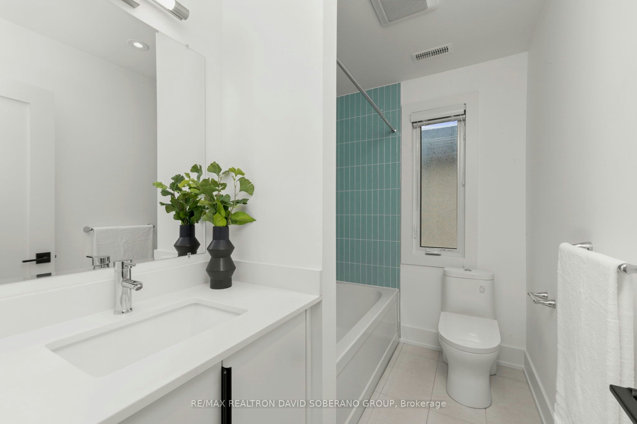 11 Barclay Road, Toronto, ON, M3H 3C8 - 25
