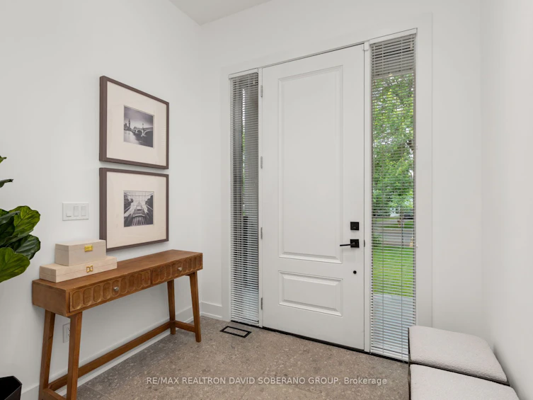 11 Barclay Road, Toronto, ON, M3H 3C8 - 4