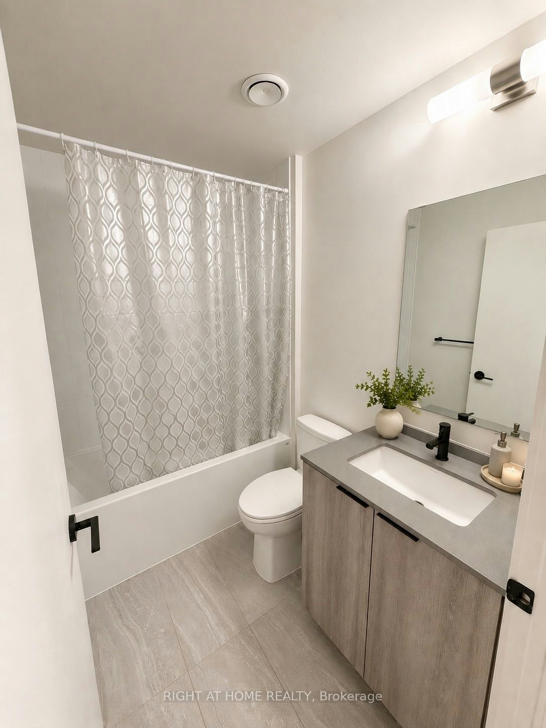 616-181 Sterling Road, Toronto, ON, M6R 2B2 - 8