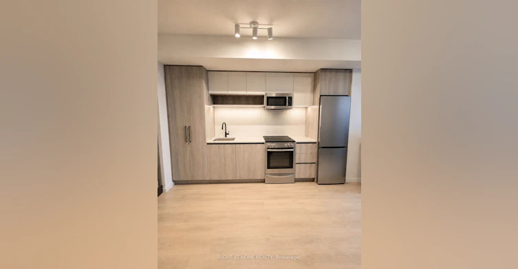 616-181 Sterling Road, Toronto, ON, M6R 2B2 - 4