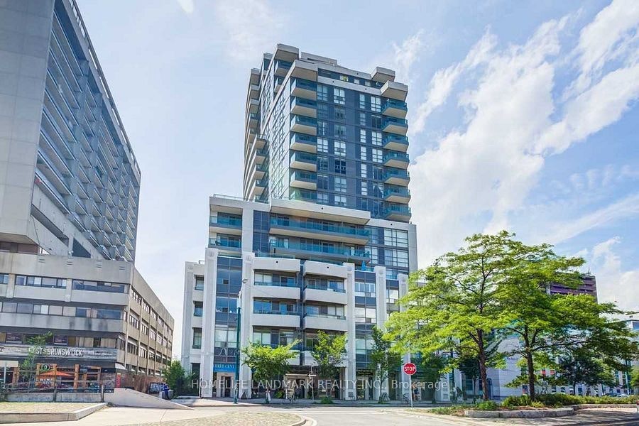 803-736 Spadina Avenue, Toronto, ON, M5S 2J6