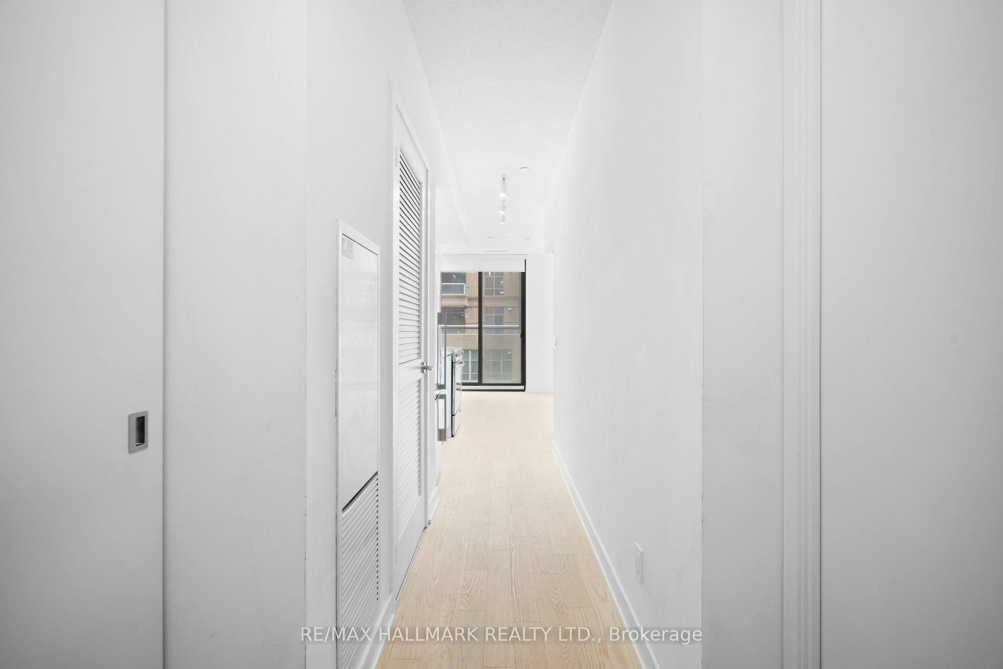 218-25 Richmond Street E, Toronto, ON, M5C 0A6 - 4