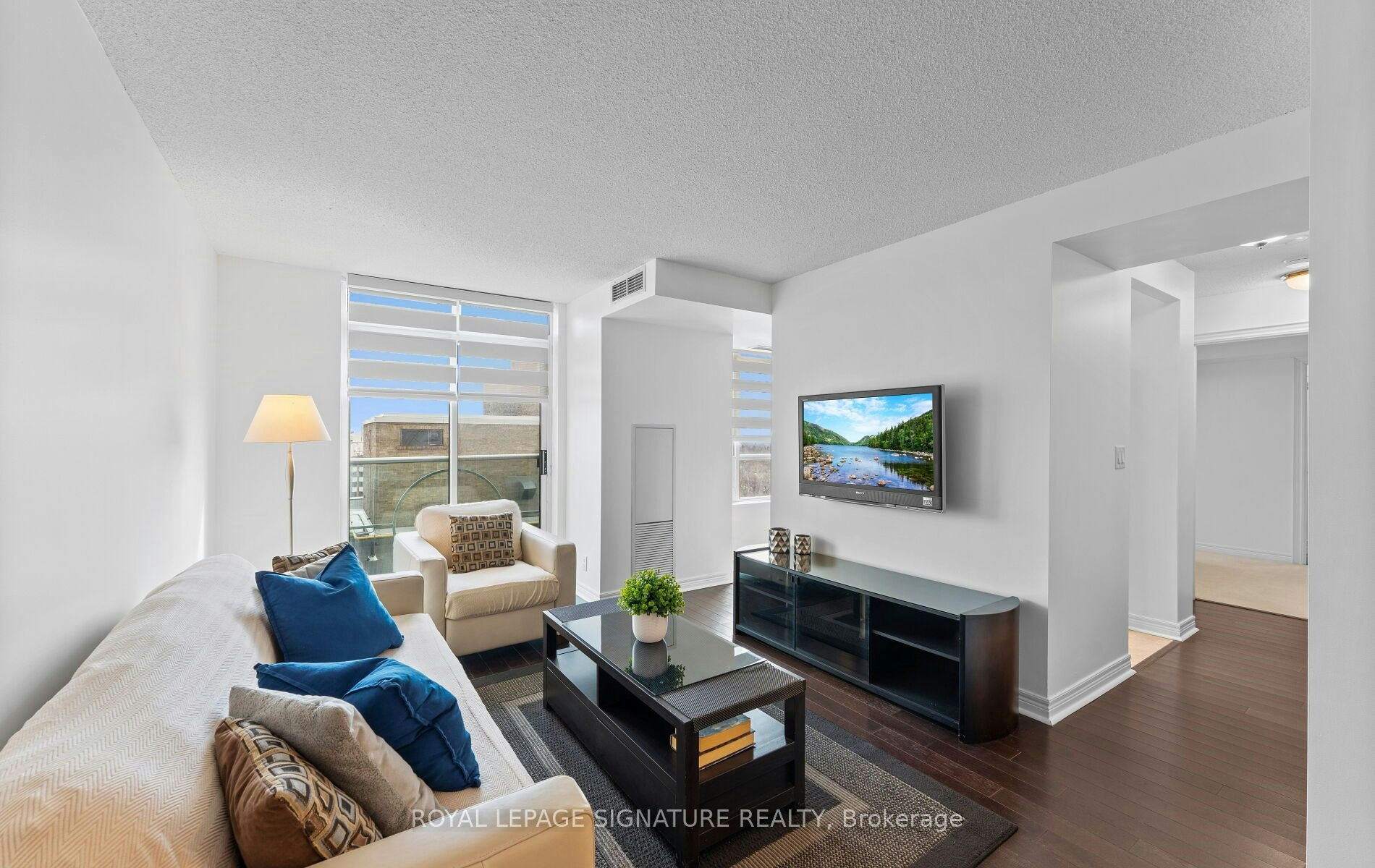 1411-212 Eglinton Avenue E, Toronto, ON, M4P 0A3 - 6