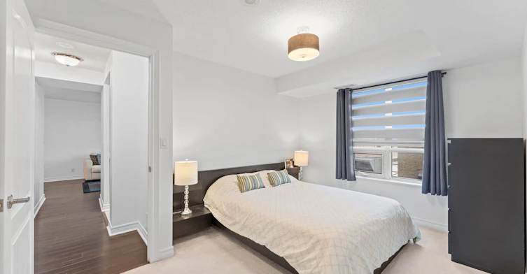 1411-212 Eglinton Avenue E, Toronto, ON, M4P 0A3 - 14