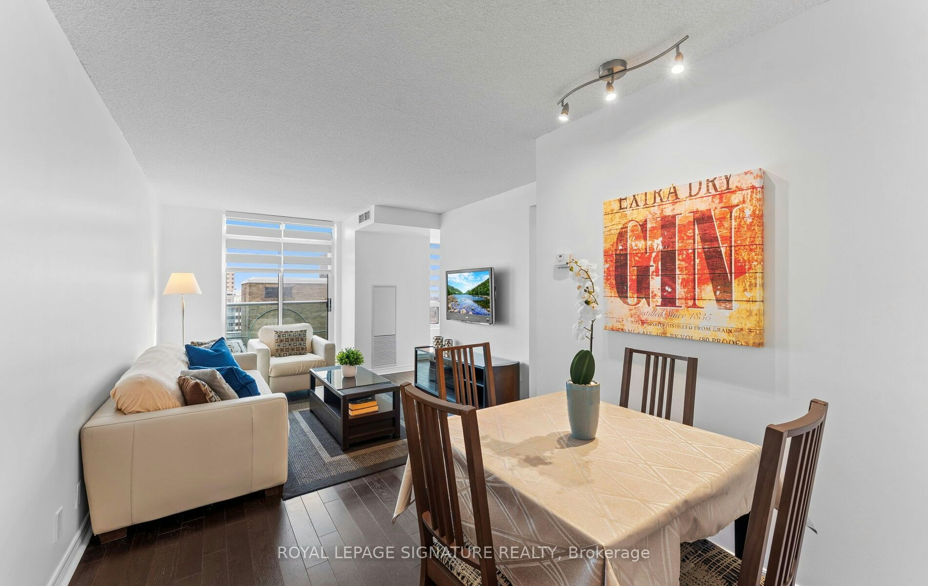 1411-212 Eglinton Avenue E, Toronto, ON, M4P 0A3 - 5