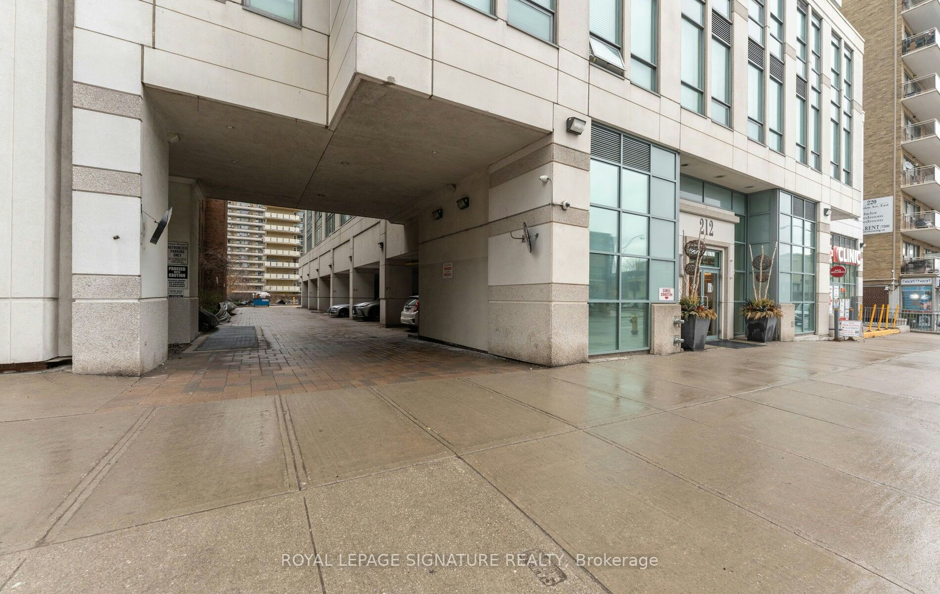 1411-212 Eglinton Avenue E, Toronto, ON, M4P 0A3 - 32