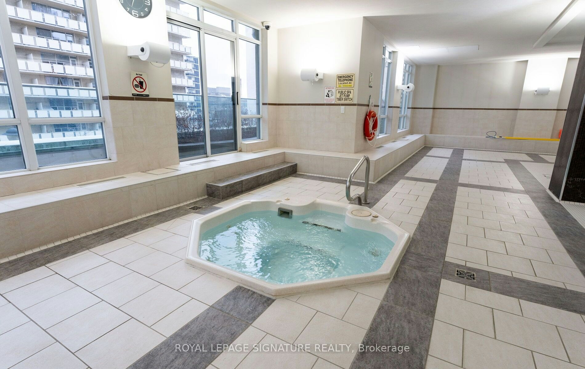 1411-212 Eglinton Avenue E, Toronto, ON, M4P 0A3 - 22