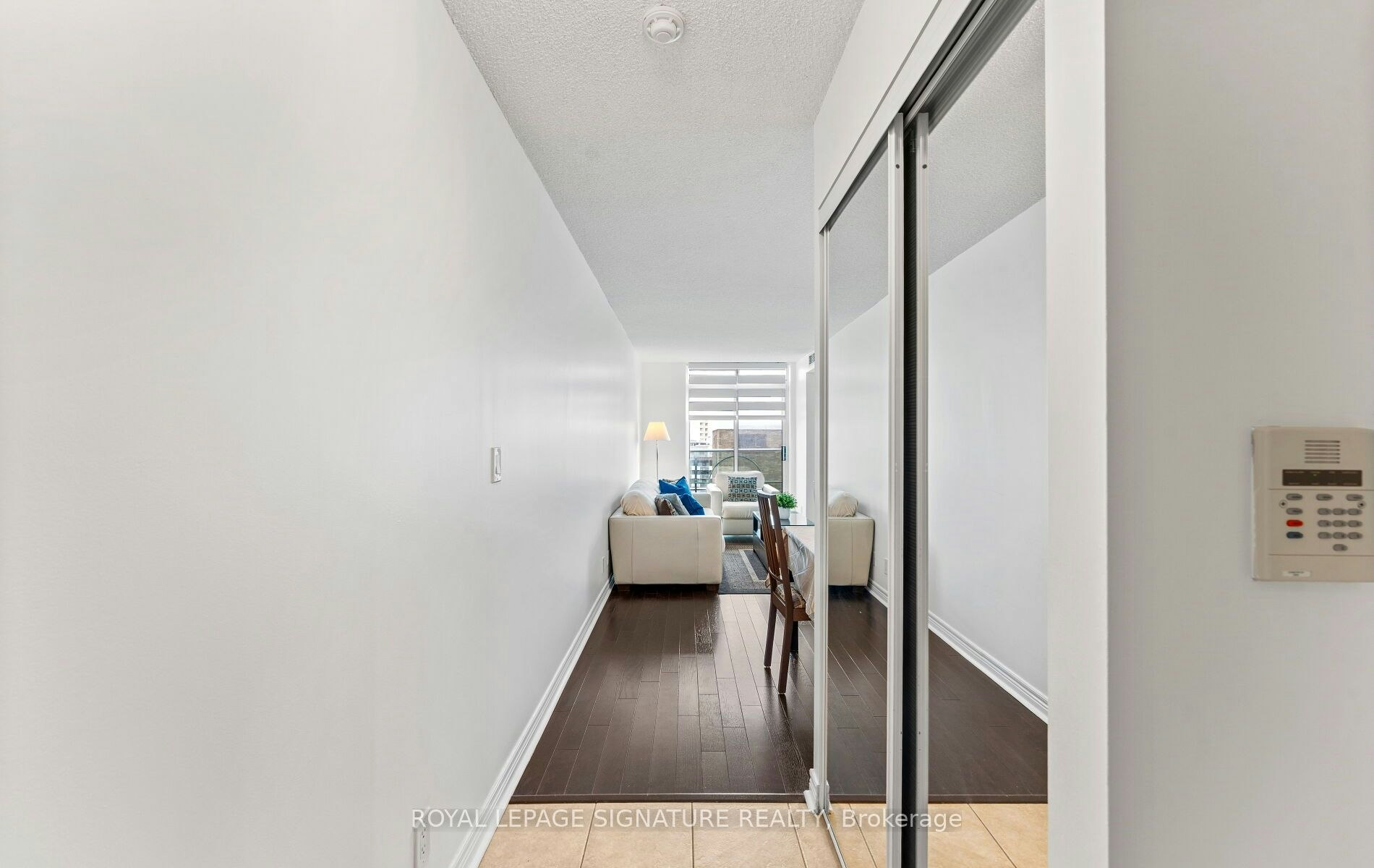 1411-212 Eglinton Avenue E, Toronto, ON, M4P 0A3 - 4