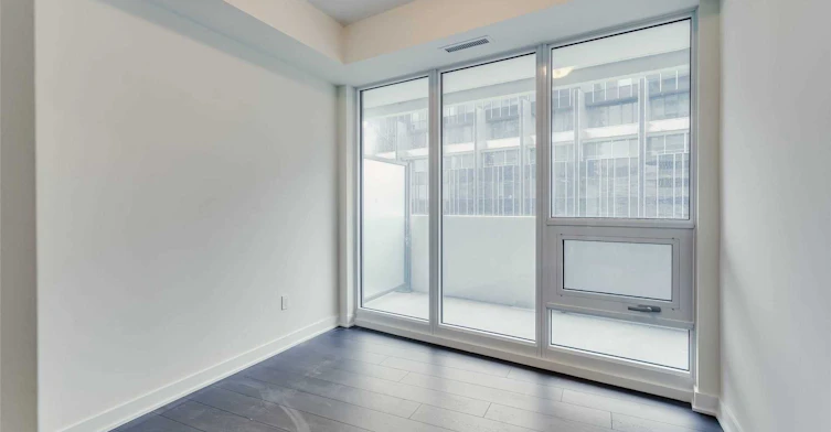4811-2221 Yonge Street, Toronto, ON, M4S 2B4 - 14