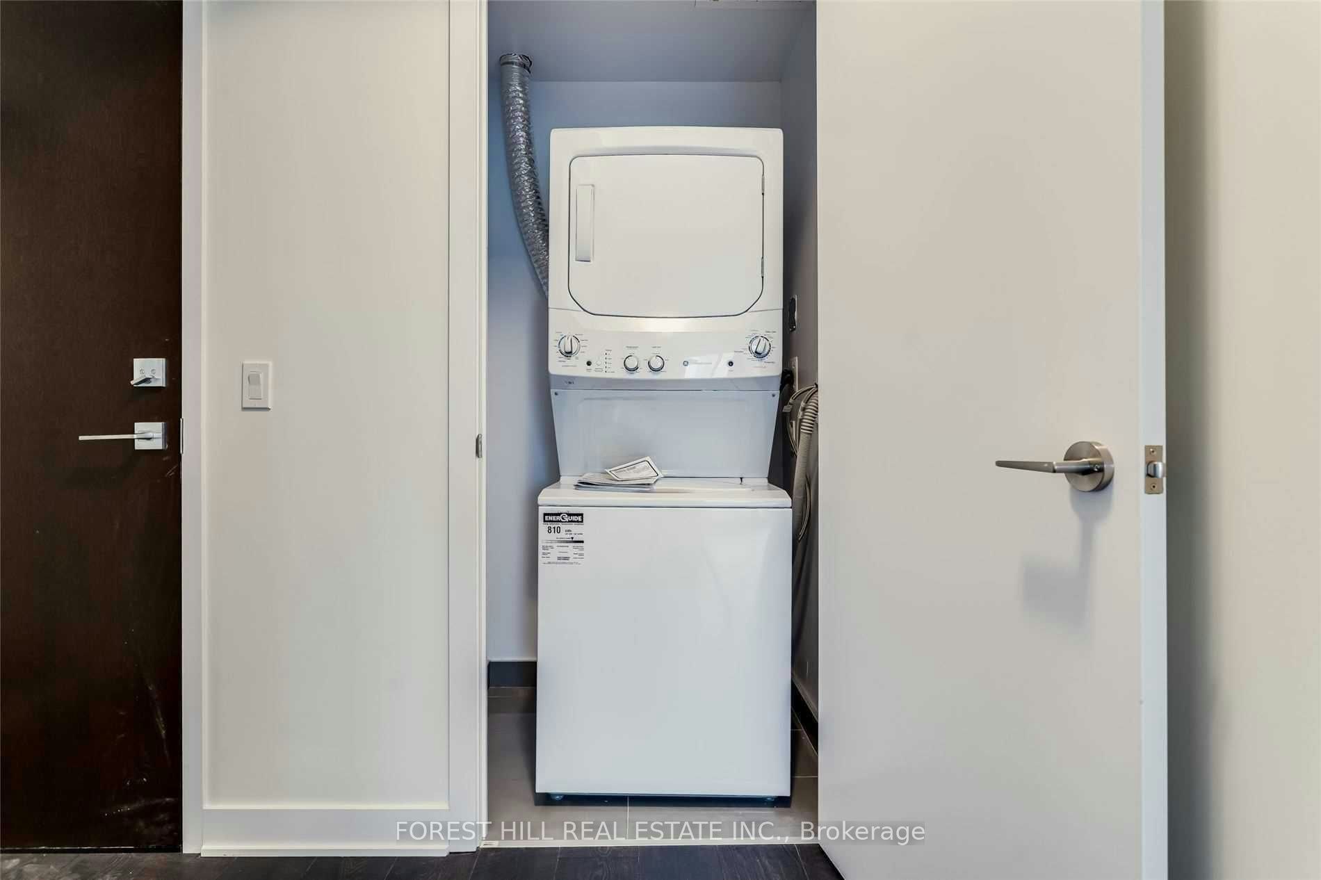4811-2221 Yonge Street, Toronto, ON, M4S 2B4 - 16