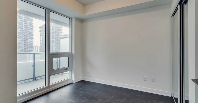 4811-2221 Yonge Street, Toronto, ON, M4S 2B4 - 12