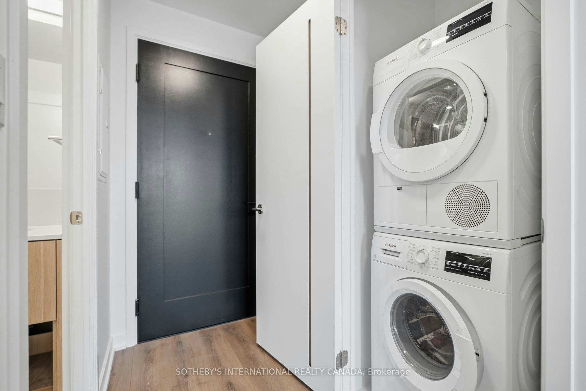 1420-88 Bathurst Street, Toronto, ON, M5V 0W8 - 17