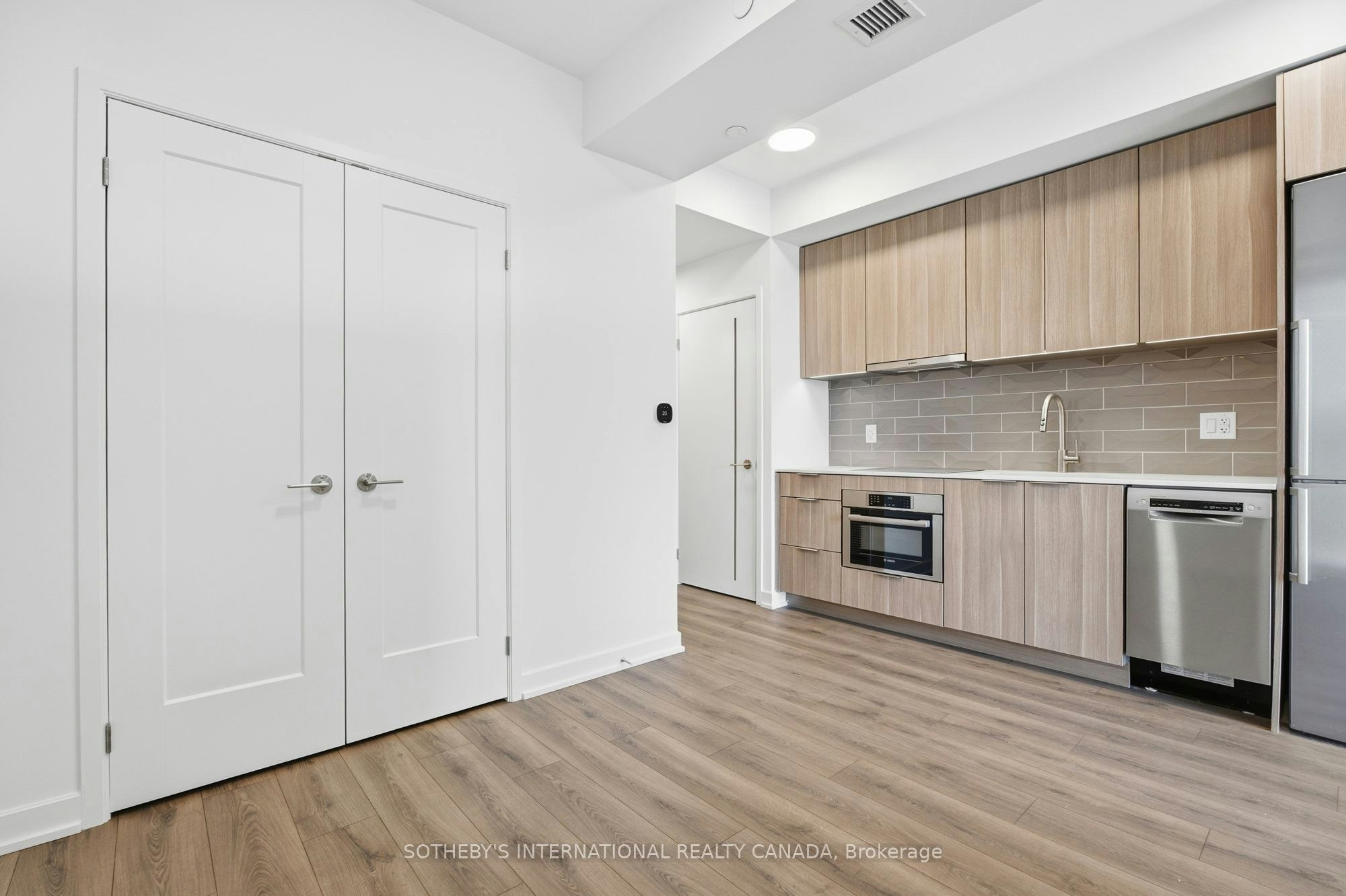 1420-88 Bathurst Street, Toronto, ON, M5V 0W8 - 7
