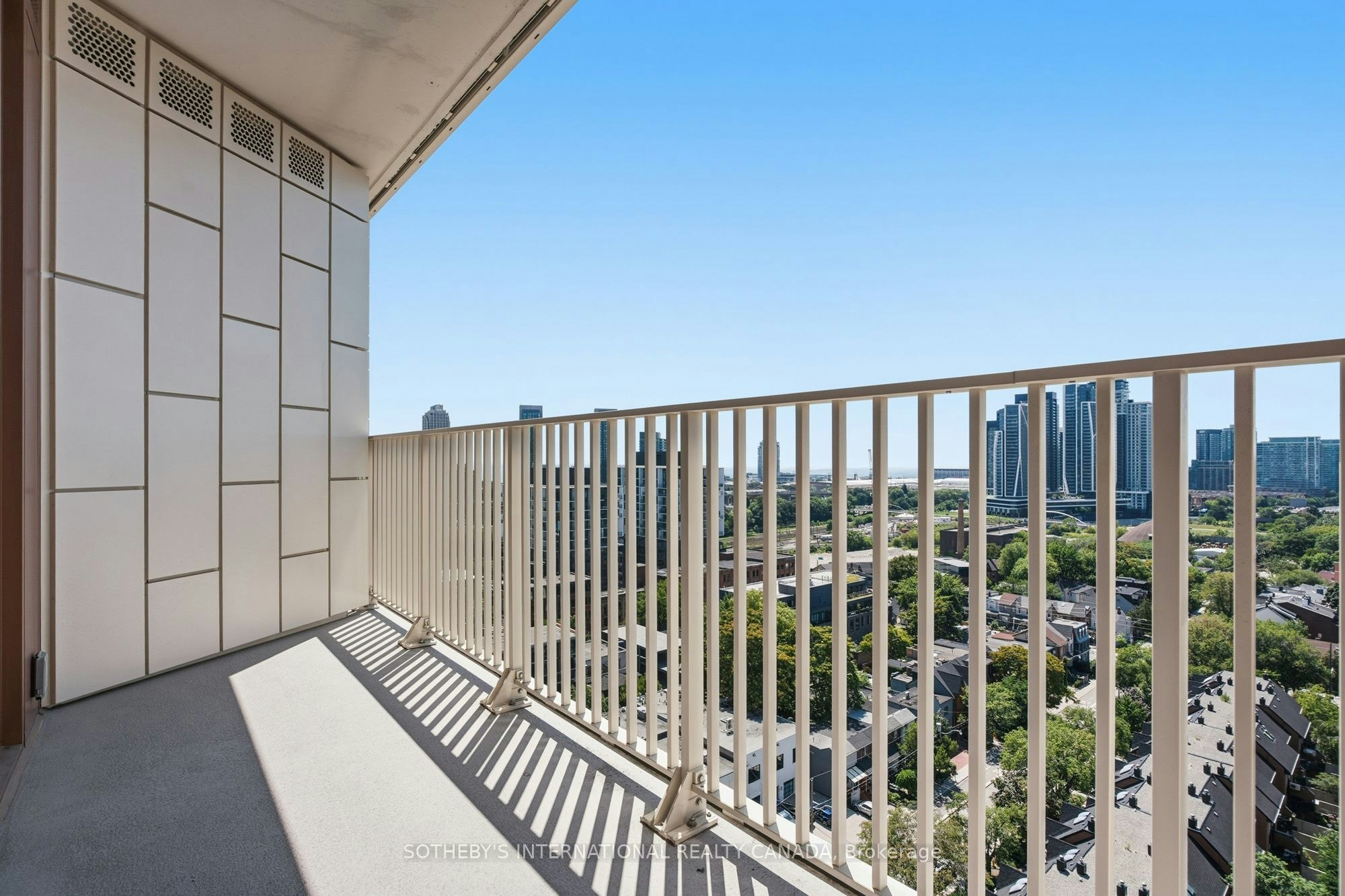 1420-88 Bathurst Street, Toronto, ON, M5V 0W8 - 19