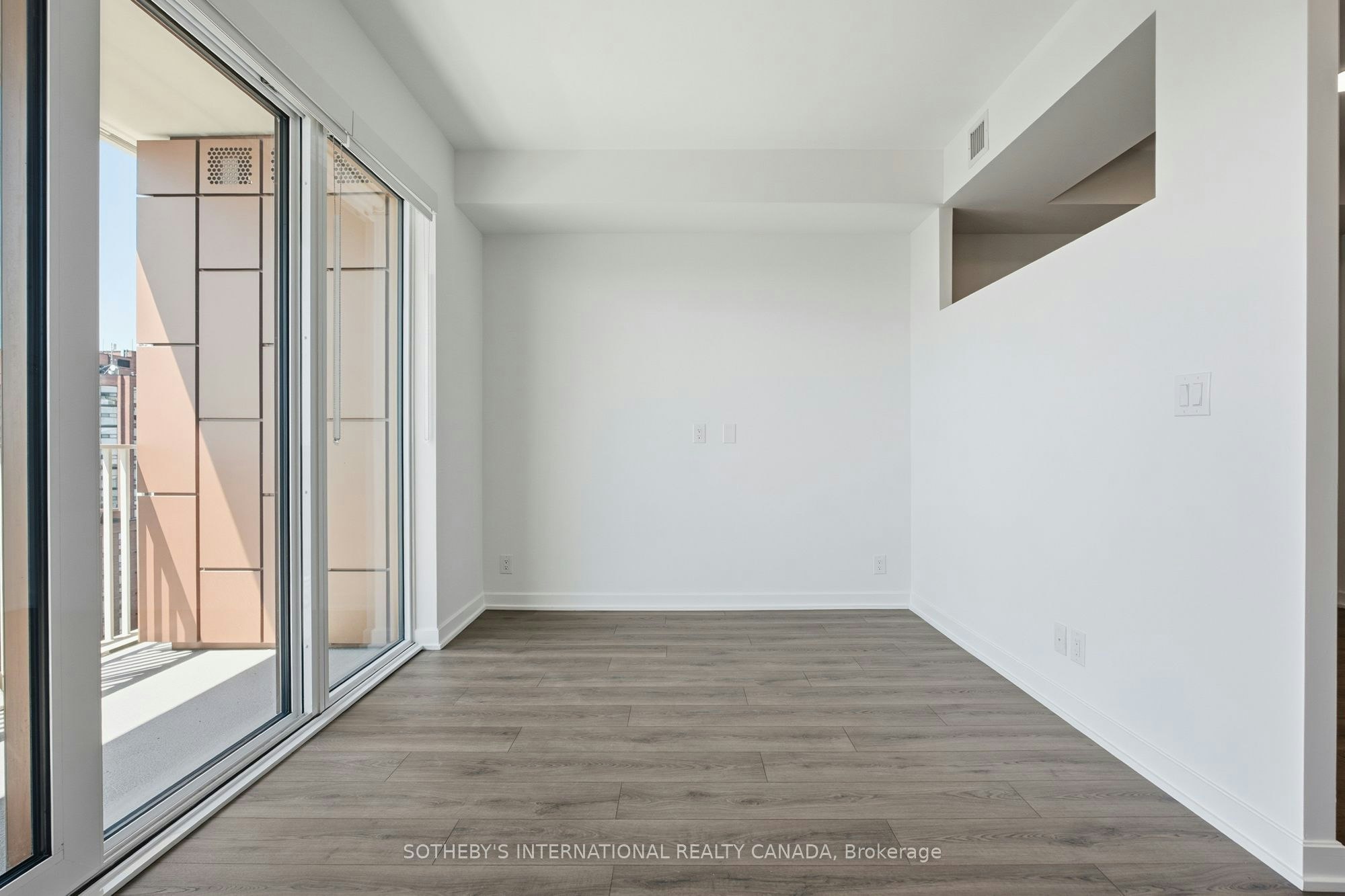 1420-88 Bathurst Street, Toronto, ON, M5V 0W8 - 14