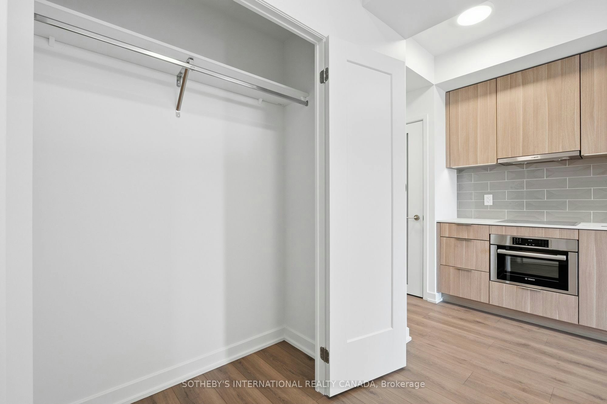1420-88 Bathurst Street, Toronto, ON, M5V 0W8 - 8